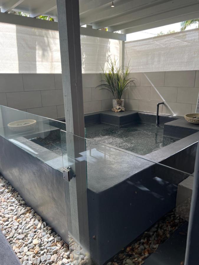 Beachside Apartment 1 With Plunge Pool Port Douglas Exterior photo